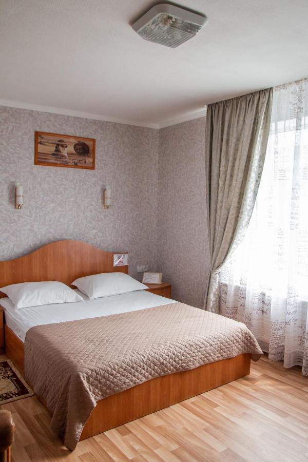 Гостинний Двір "Марія" Hotel Kropyvnytskyi Exterior photo