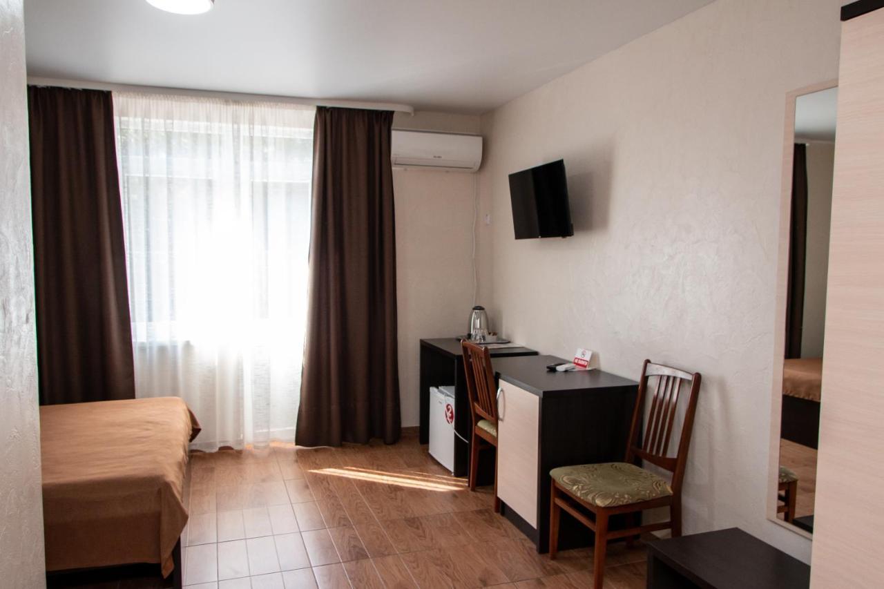 Гостинний Двір "Марія" Hotel Kropyvnytskyi Exterior photo